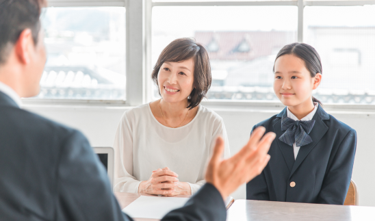 都合の良い日程・時間で、個別に相談会を実施します。